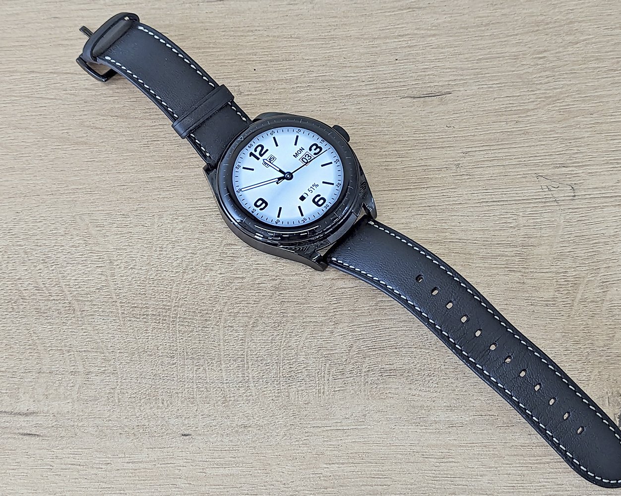 Обзор Huawei Watch Buds — интересного гибрида смарт-часов и беспроводных наушников