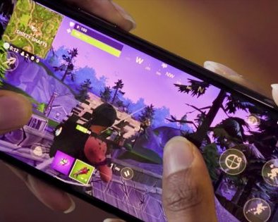 В мобильную версию Fortnite теперь можно играть с геймпадом